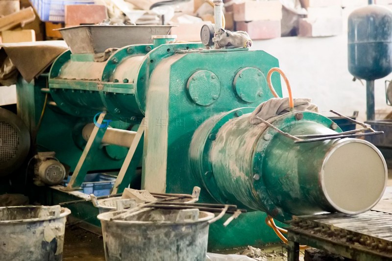 蜂窩陶瓷練泥機(jī)